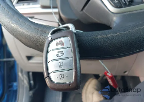 2017 Hyundai Elantra Limited из США, поврежденный, VIN 5NPD84LFXHH043776